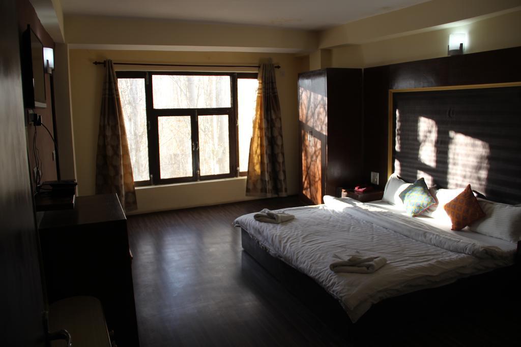 The Auspicious Hotel Leh Exterior foto
