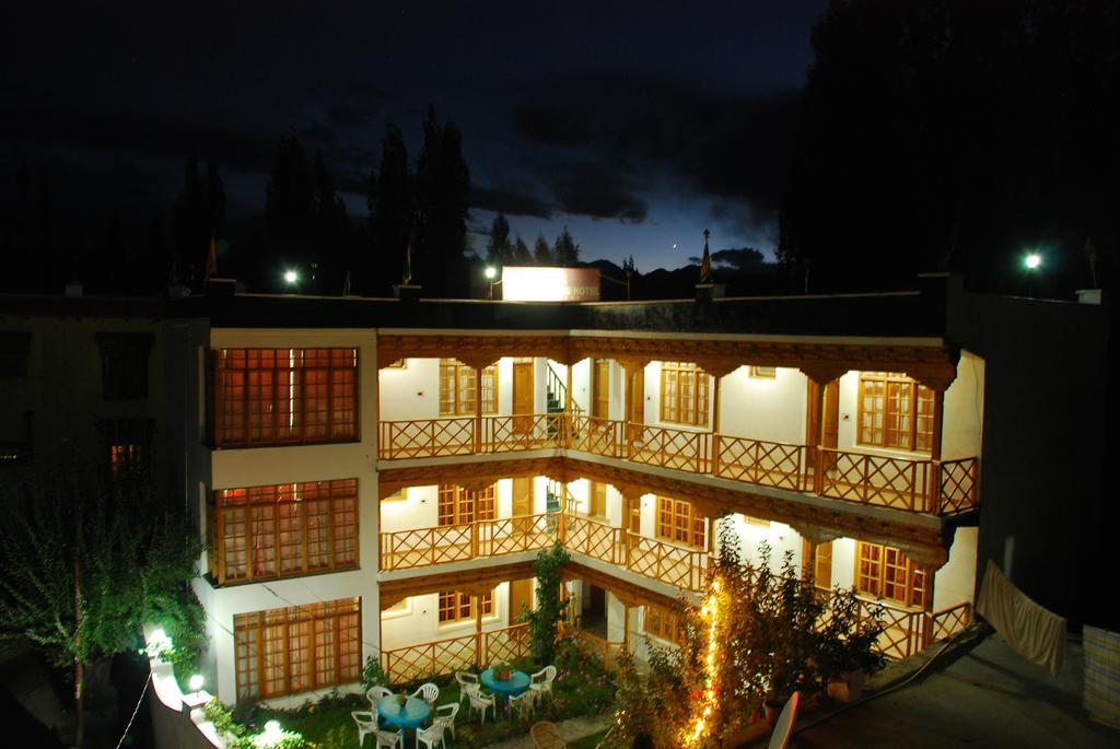 The Auspicious Hotel Leh Exterior foto