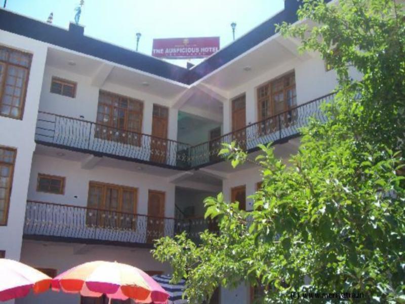 The Auspicious Hotel Leh Exterior foto